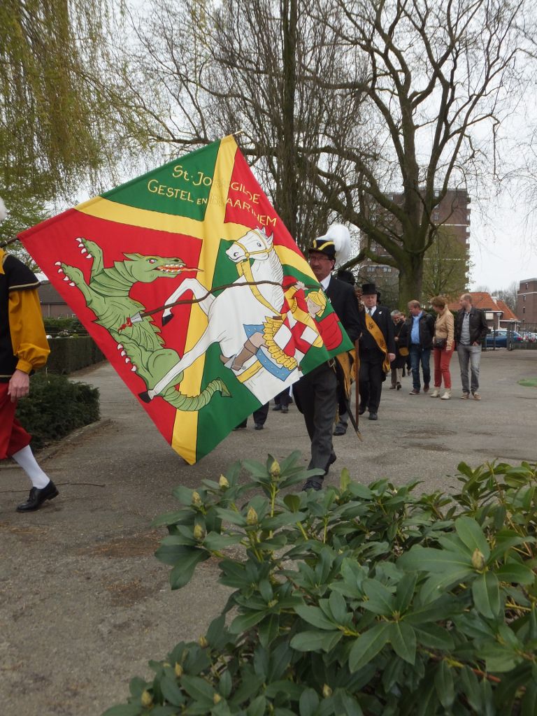 2013 Ceremonie Alg Begrpl Y Velzeboer (3) (768x1024)